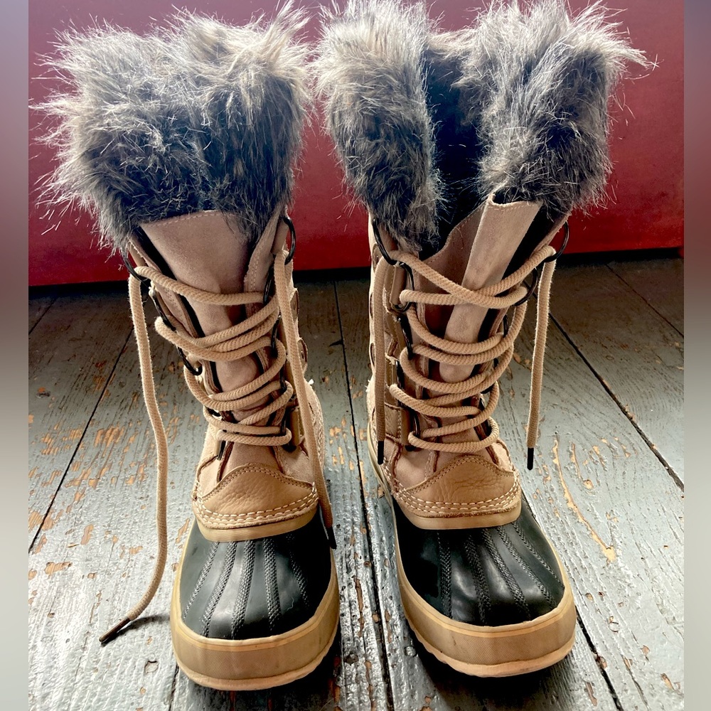 Sorel Joan of Arc Winter Boot